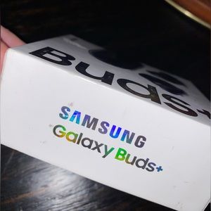 NWB‼️ Samsung Buds+